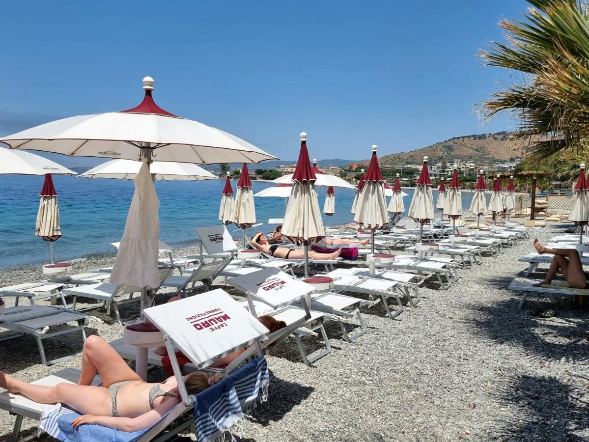 Loft Magna Grecia Reggio Calabria Centro Storico A 3 Minuti A Piedi Dal Mare Apartman Kültér fotó