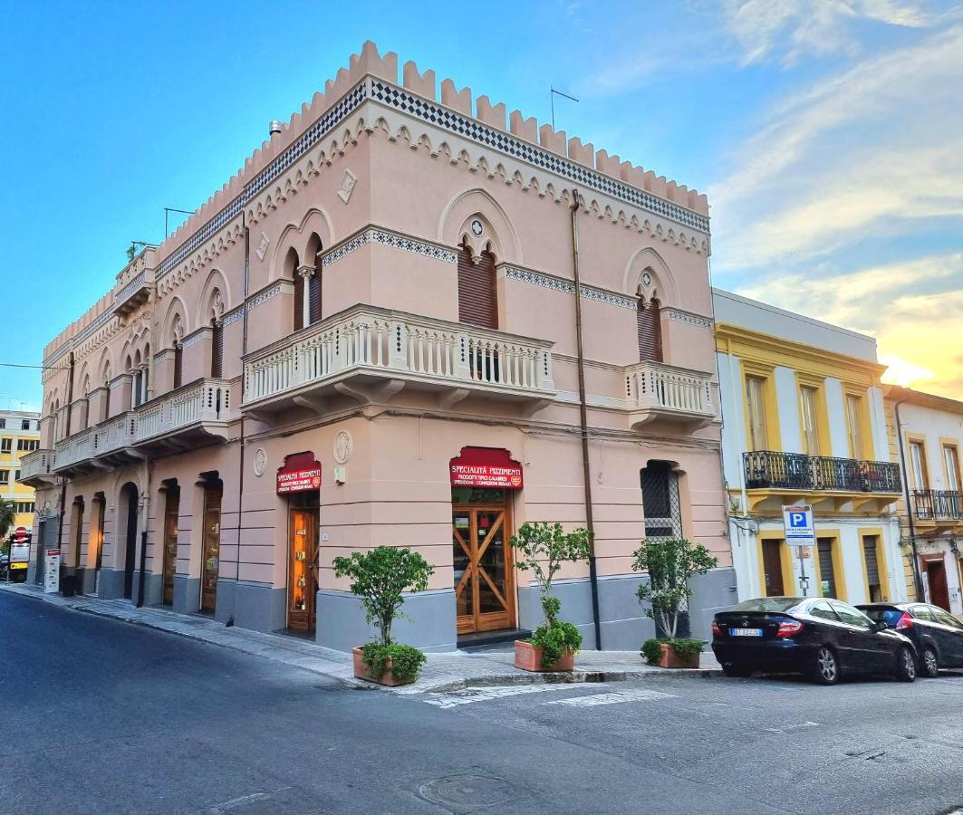 Loft Magna Grecia Reggio Calabria Centro Storico A 3 Minuti A Piedi Dal Mare Apartman Kültér fotó